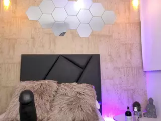ValentiinaDiaz's Live Sex Cam Show