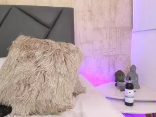 ValentiinaDiaz's Live Sex Cam Show