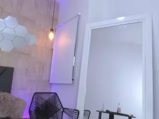 ValentiinaDiaz's Live Sex Cam Show