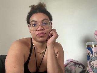 zahrabliss webcam