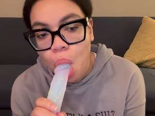 Live webcam model zahrabliss on Soda Cams