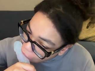 Live webcam model zahrabliss on Soda Cams