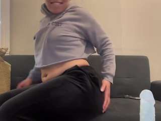 Live webcam model zahrabliss on Soda Cams