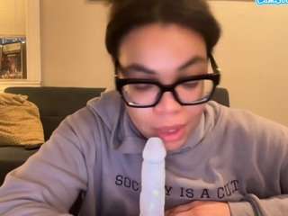 Live webcam model zahrabliss on Soda Cams