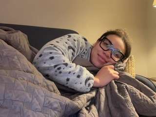 Live webcam model zahrabliss on Soda Cams