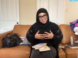 Live webcam model zahrabliss on Soda Cams