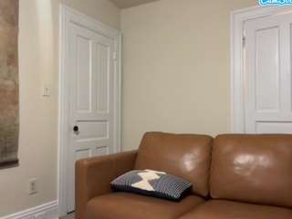 Live webcam model zahrabliss on Soda Cams