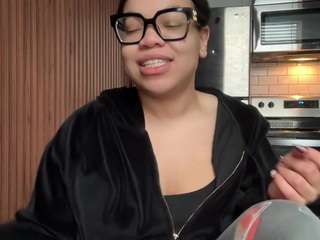 zahrabliss Live Webcam on CamSoda