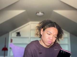 Zahra Bliss live webcam show