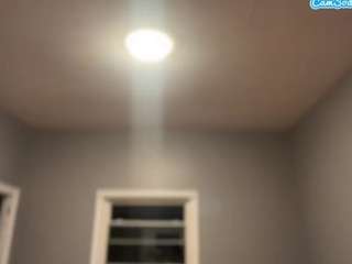 Zahra Bliss live webcam show