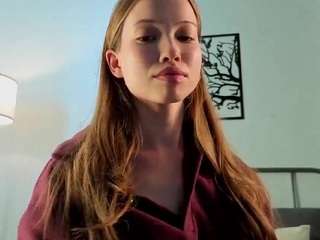 zaradunaway webcam model