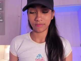  anaihcollins chat room