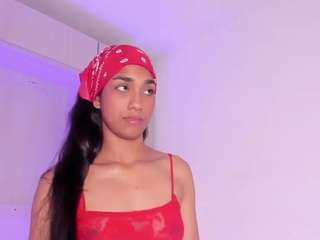 anaihcollins Live Webcam on CamSoda