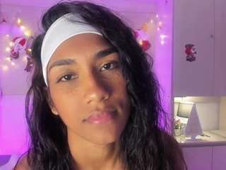  anaihcollins chat room