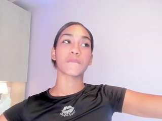 anaihcollins live webcam show