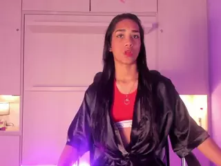 AnaihCollins's Live Sex Cam Show