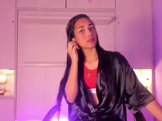 AnaihCollins's Live Sex Cam Show
