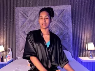 AnaihCollins's Live Sex Cam Show