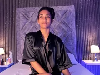 AnaihCollins's Live Sex Cam Show