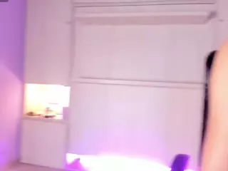AnaihCollins's Live Sex Cam Show