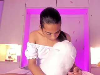 AnaihCollins's Live Sex Cam Show