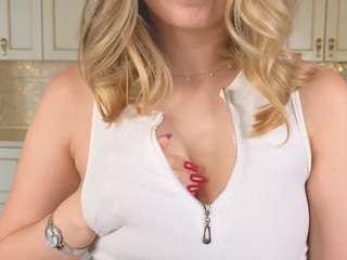 edwinaallston Webcam Model Profile