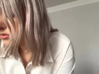 EleneFulwood's Live Sex Cam Show
