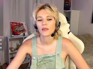katiefenning Live Webcam on CamSoda