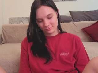 PhilomenaAtcher live webcam show