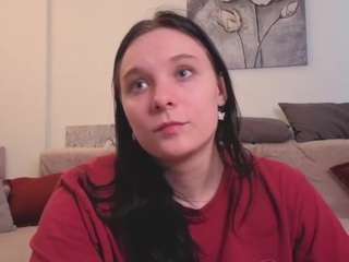 PhilomenaAtcher live webcam show