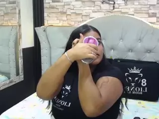 sia-cavad's Live Sex Cam Show