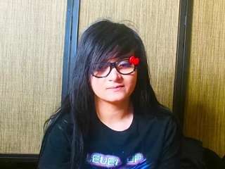 trixiedoescamcam from CamSoda is Freechat