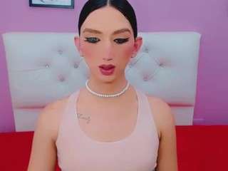le modèle ccanndy est en webcam porno dans un show sur le site camsoda, il possède les tags suivants: anal toys,average,bdsm,brown eyes,cumshot,drinking,english,orgasm,smoking,spank,tattoos,brown hair,hd,white