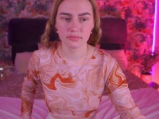 divinejaass live cam profile