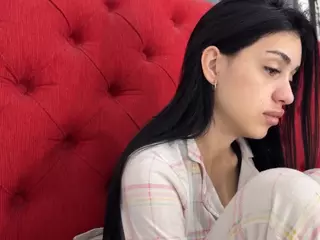 JadeMirage's Live Sex Cam Show