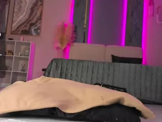 Luna's Live Sex Cam Show