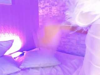 mary-suarez webcam model