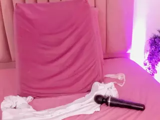 MirandaRox's Live Sex Cam Show