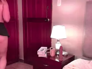 MirandaRox's Live Sex Cam Show