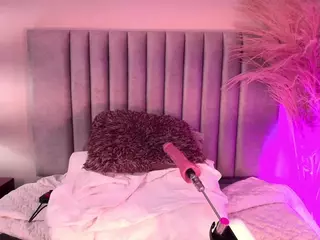 MirandaRox's Live Sex Cam Show