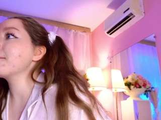 pollylollyy's CamSoda show and profile