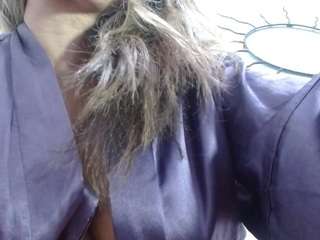 salome-blondie8 webcam