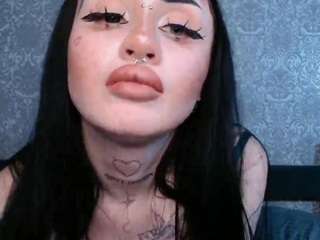 alisa-tattoogirl webcam