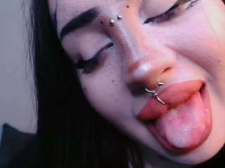  alisa-tattoogirl chat room