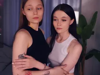 Mia and Darelin's Live Sex Cam Show