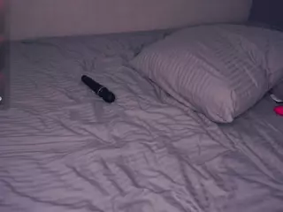 Mia and Darelin's Live Sex Cam Show