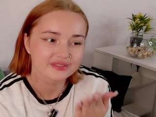 elwynahiatt Live Webcam on CamSoda