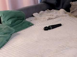 elwynahiatt webcam