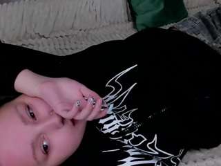 elwynahiatt webcam
