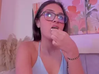 emmily-cardona ❤️'s Live Sex Cam Show